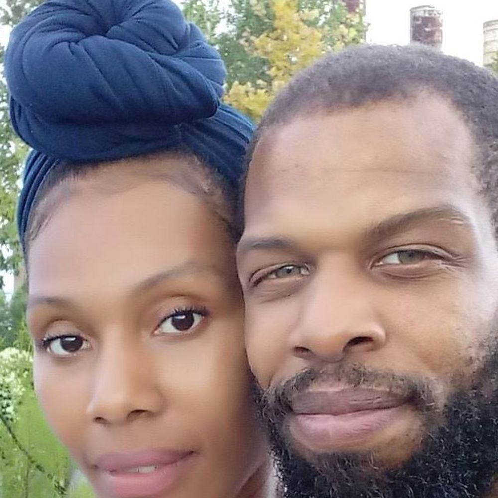 Meet your Posher, Iris